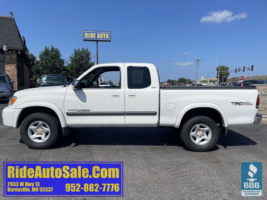 2004 Toyota Tundra Image 8