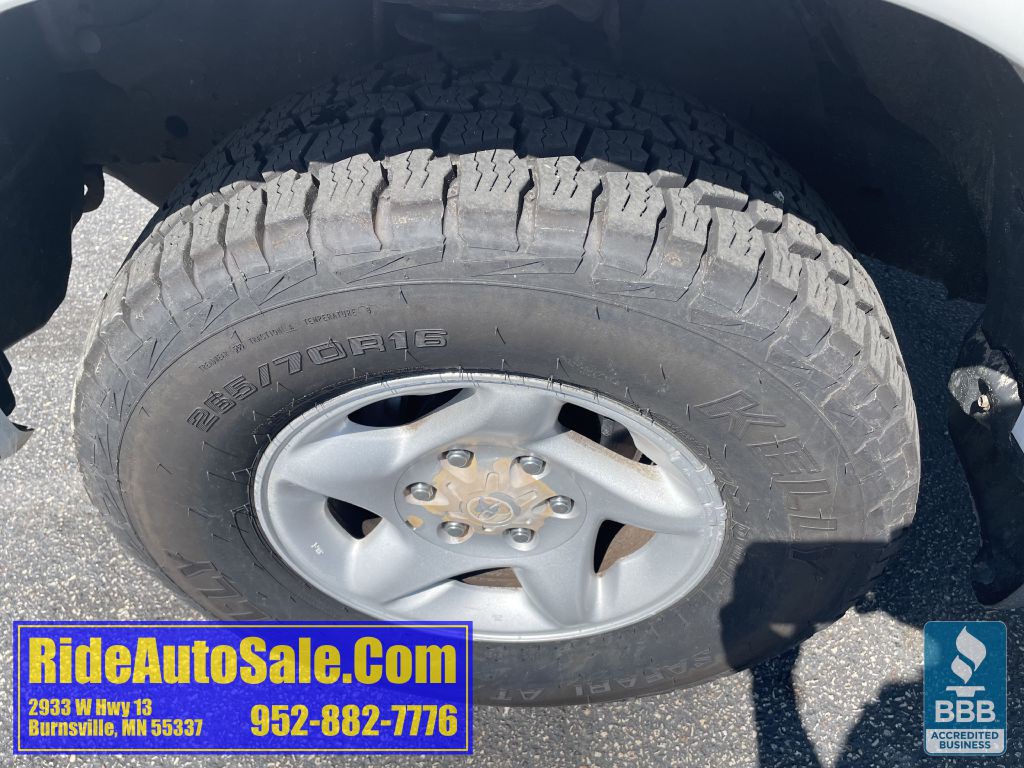 2004 Toyota Tundra Image 26