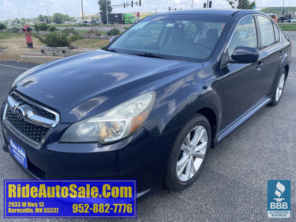 2013 Subaru Legacy Image 1
