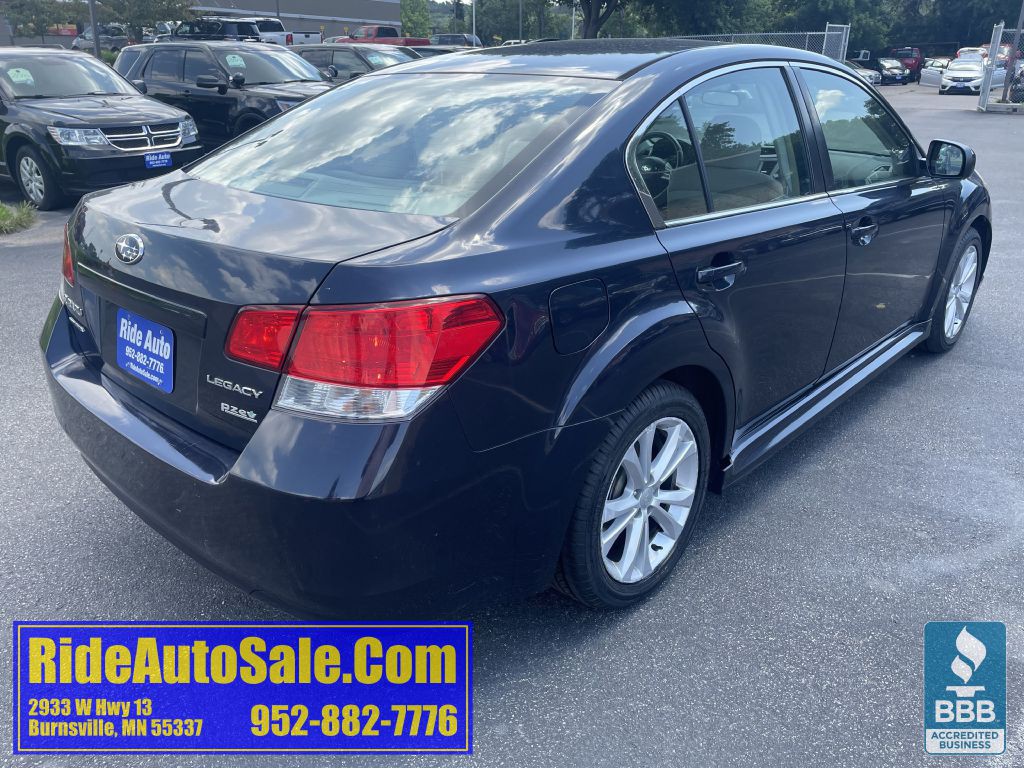 2013 Subaru Legacy Image 5