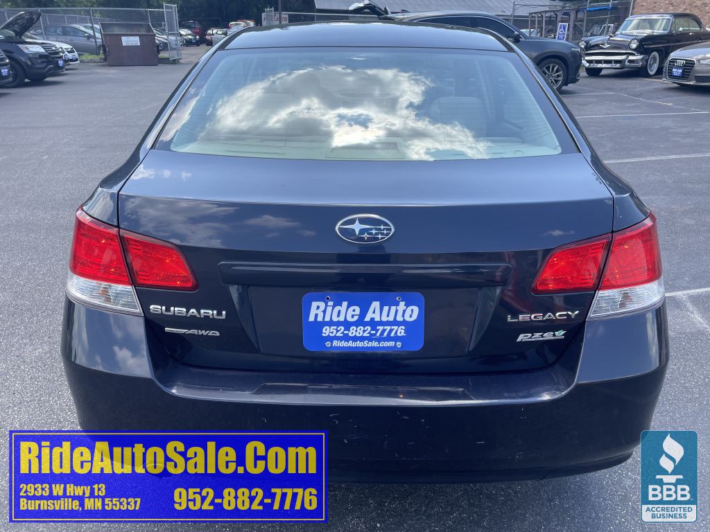 2013 Subaru Legacy Image 6