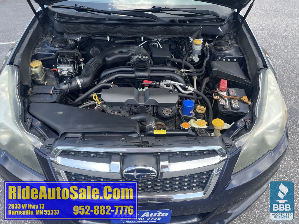 2013 Subaru Legacy Image 21