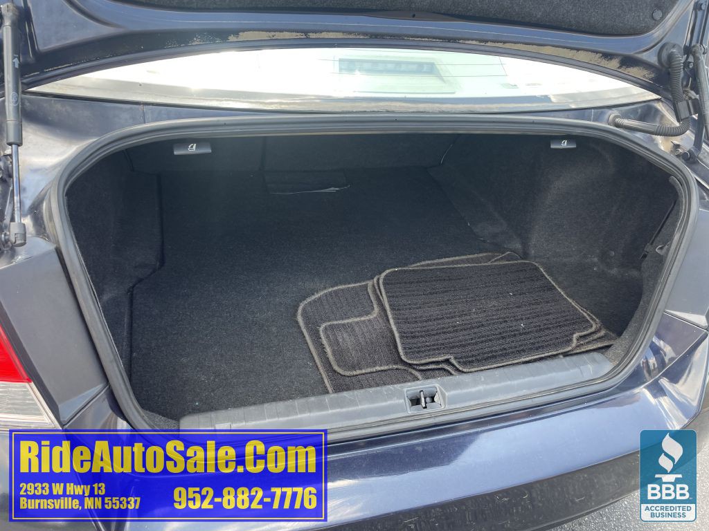 2013 Subaru Legacy Image 27