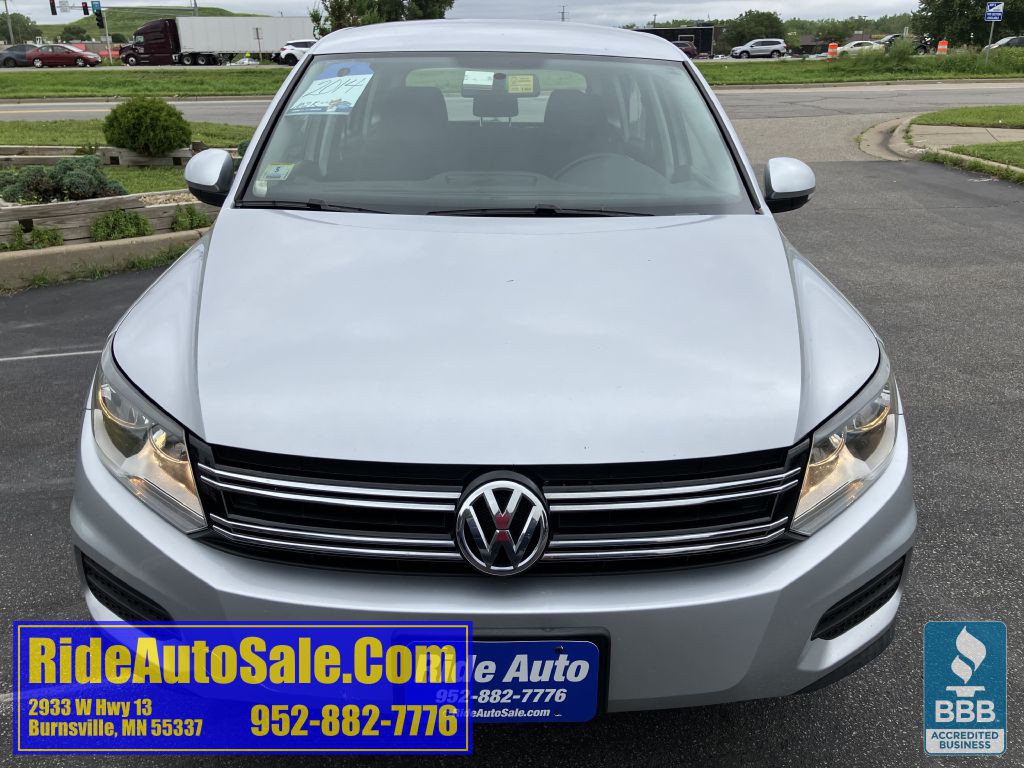 2014 Volkswagen Tiguan Image 2