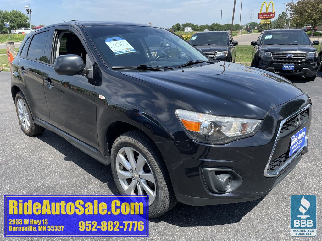 2015 Mitsubishi Outlander Image 3