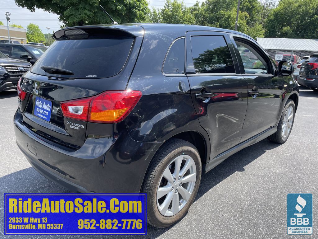 2015 Mitsubishi Outlander Image 5