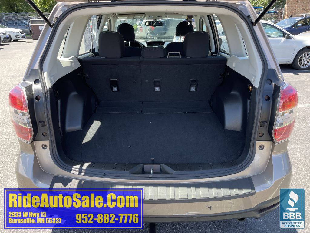 2014 Subaru Forester Image 13