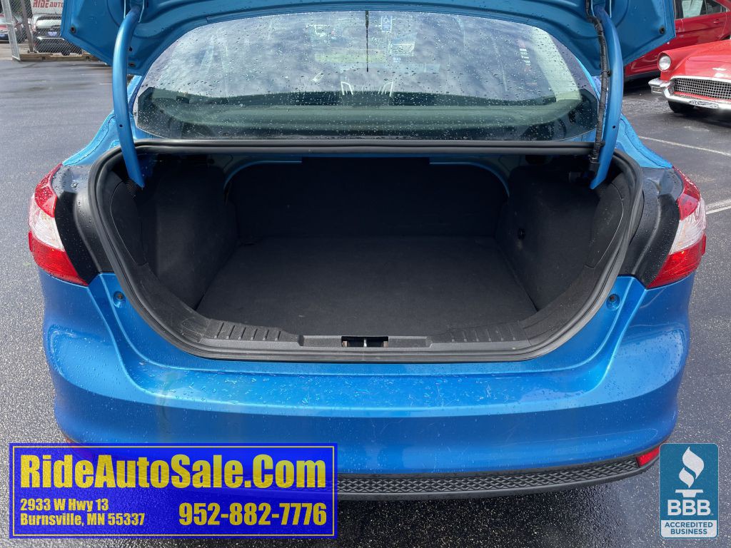 2014 Ford Focus Image 24
