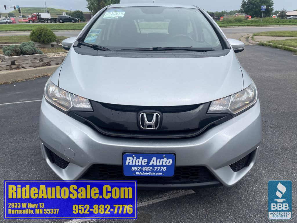 2016 Honda Fit Image 2