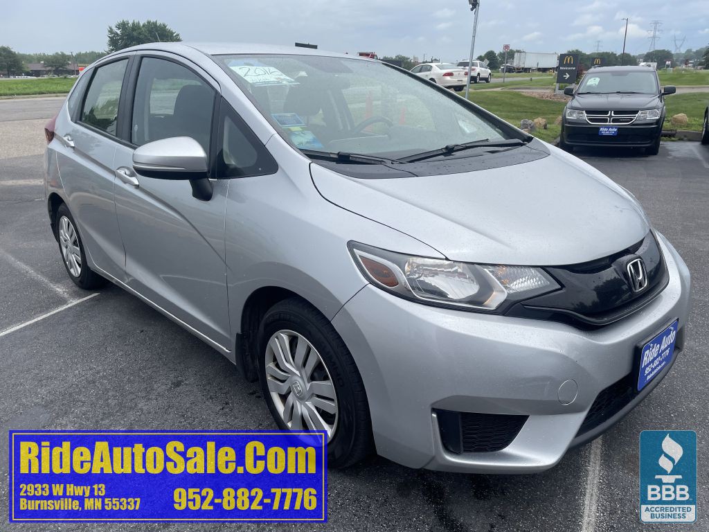 2016 Honda Fit Image 3