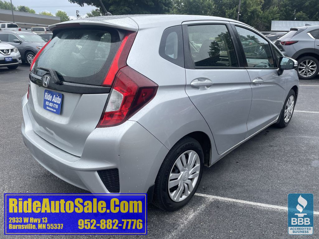 2016 Honda Fit Image 5