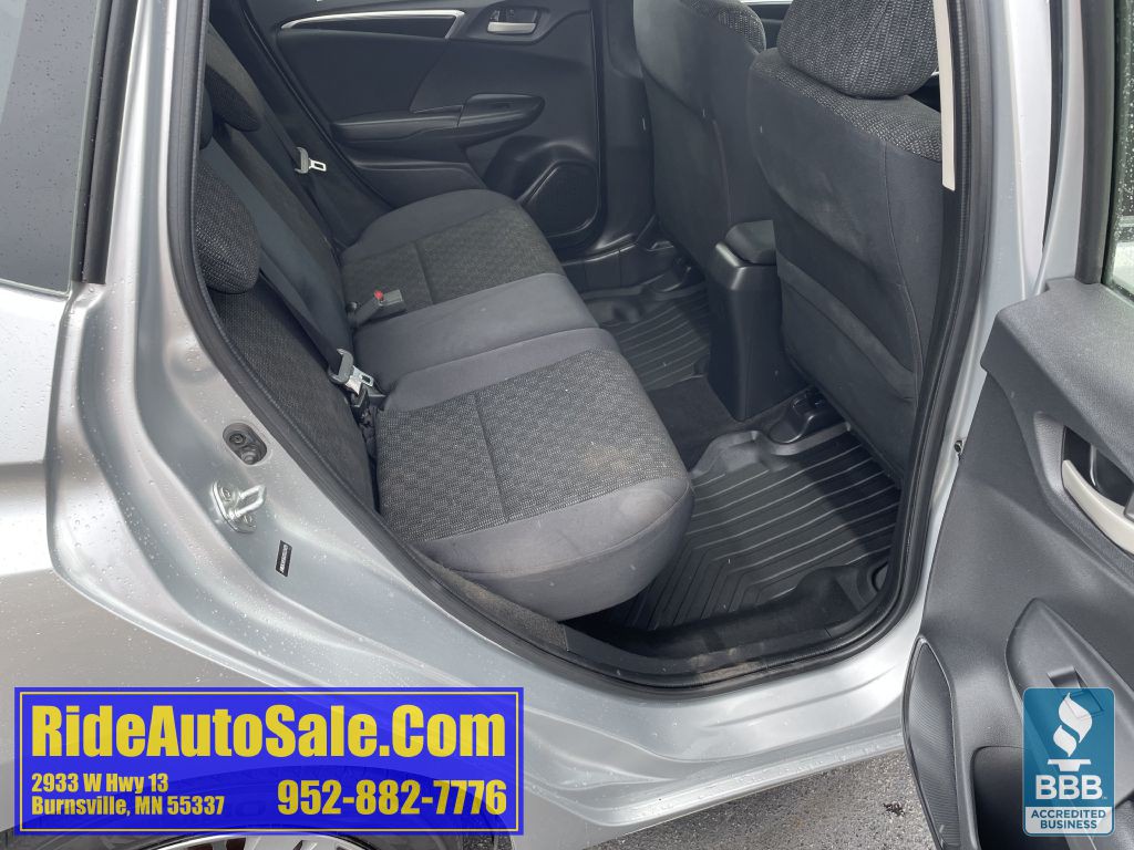 2016 Honda Fit Image 16