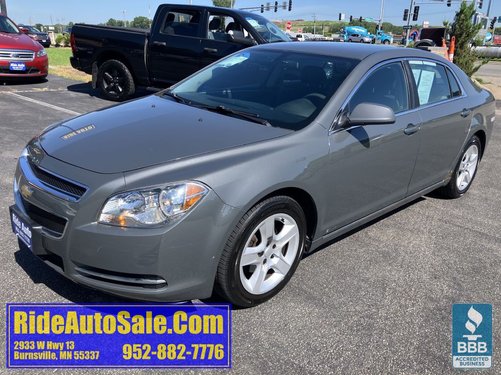 2009 Chevrolet Malibu Image 1