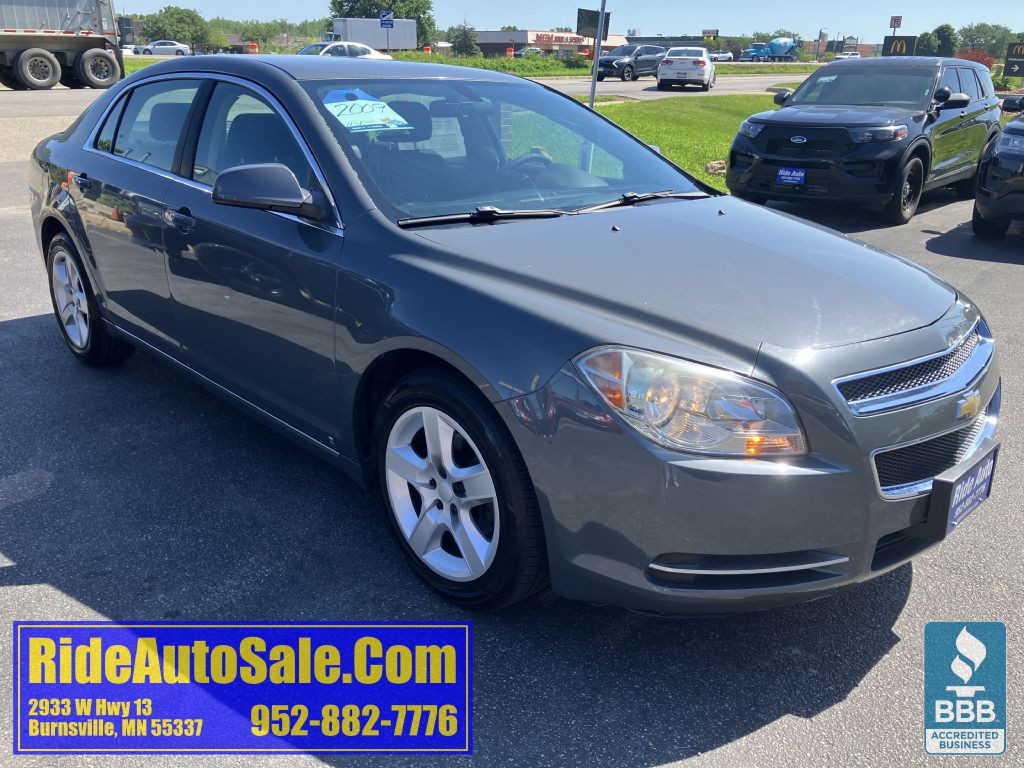 2009 Chevrolet Malibu Image 3