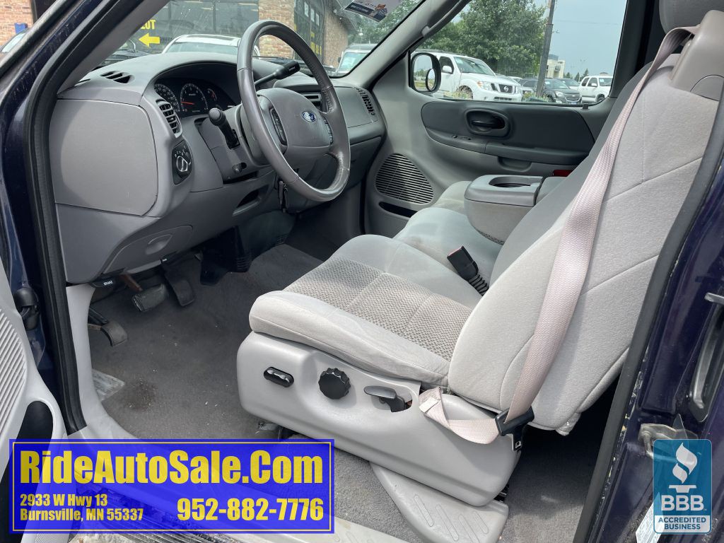 2003 Ford F-150 Image 10