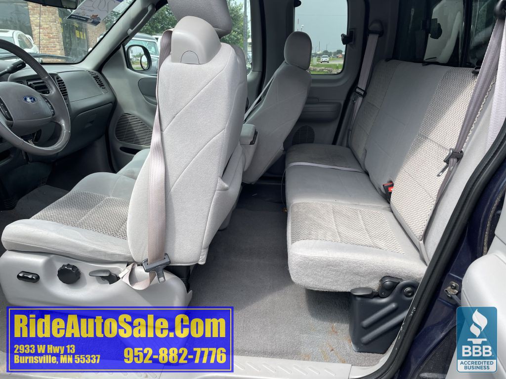 2003 Ford F-150 Image 12