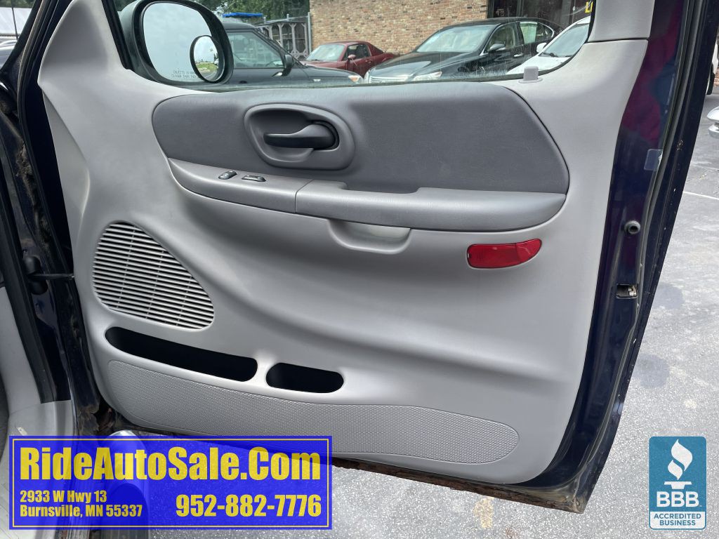 2003 Ford F-150 Image 13
