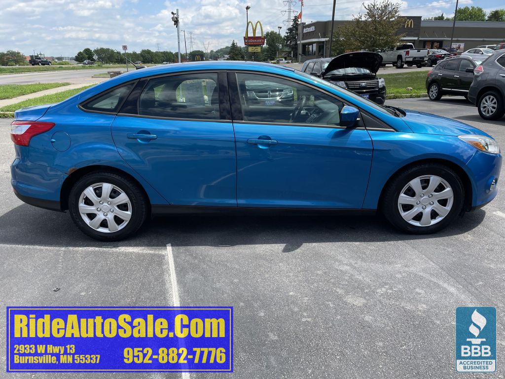 2012 Ford Focus Image 4