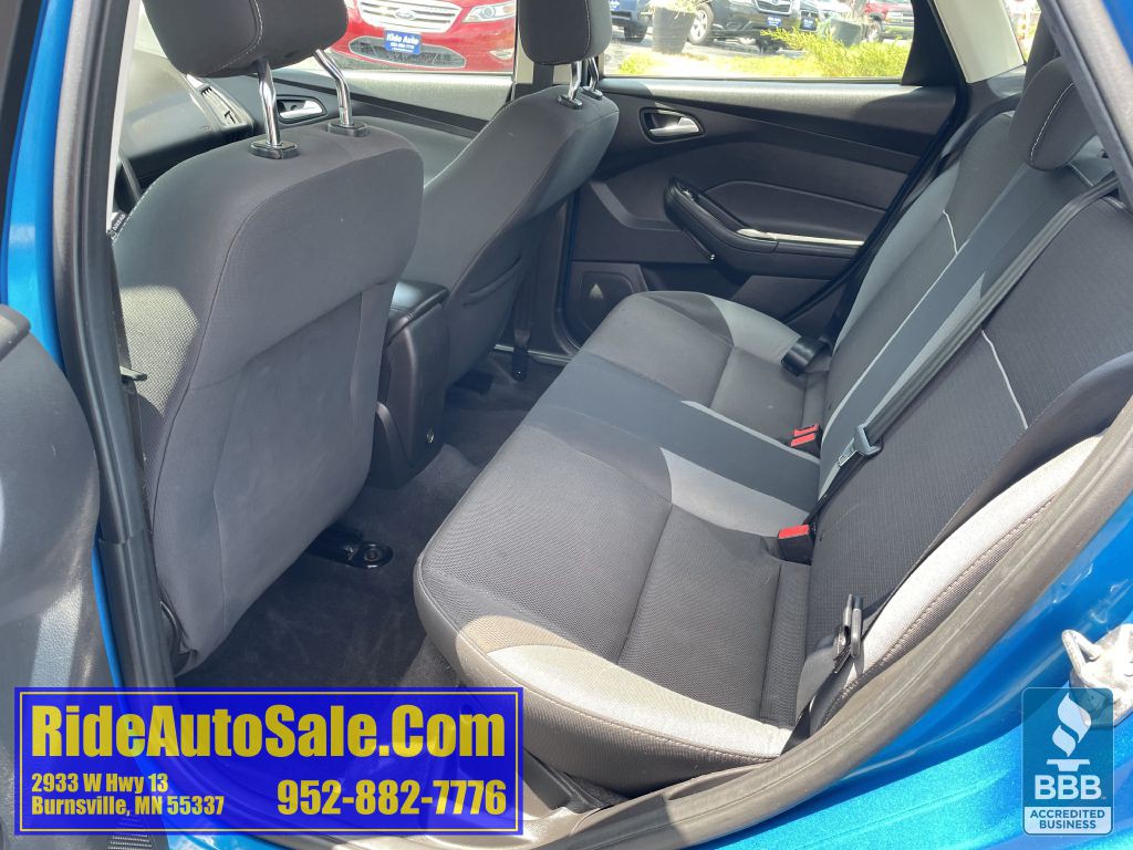 2012 Ford Focus Image 12