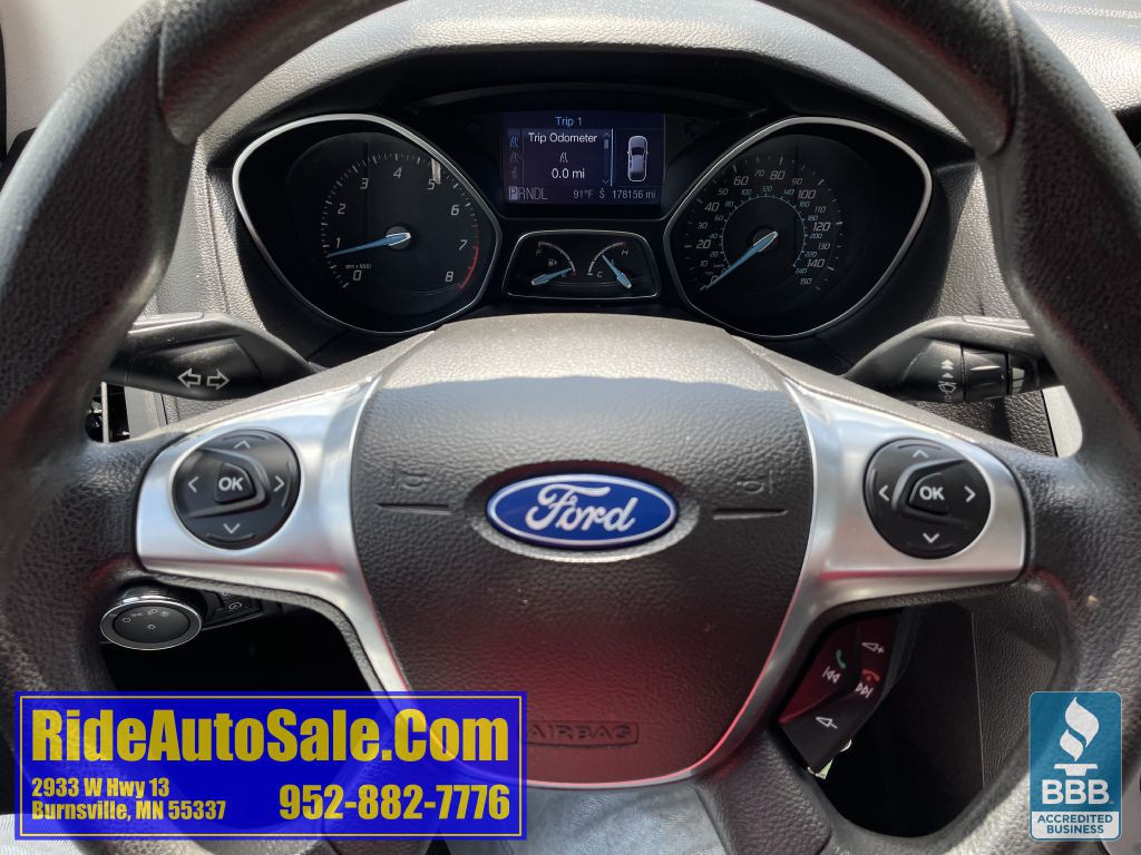2012 Ford Focus Image 17