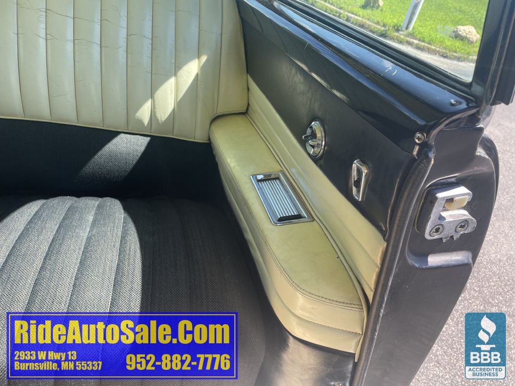 1954 Lincoln Capri Image 11