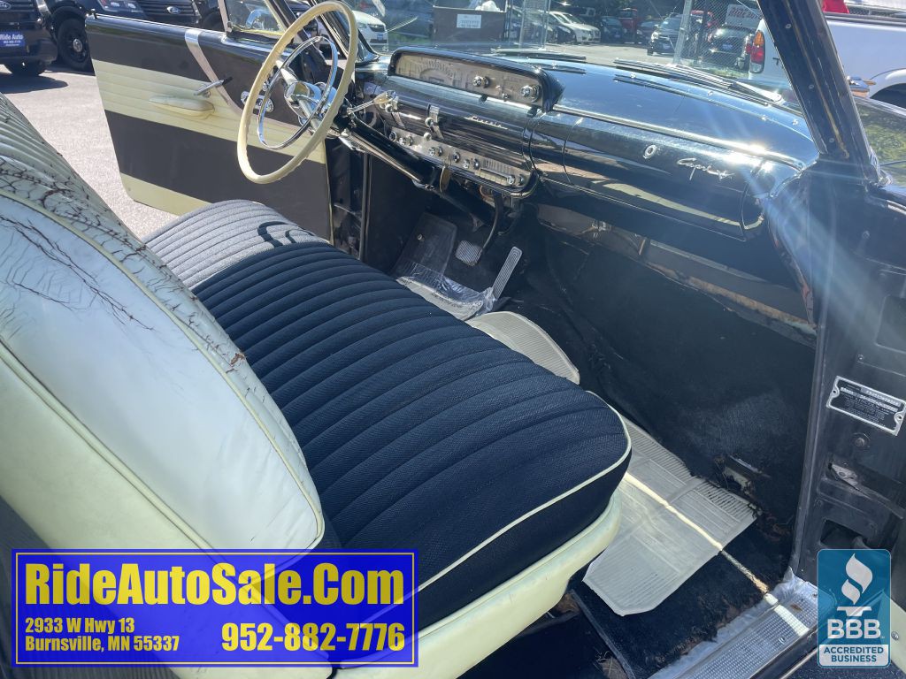 1954 Lincoln Capri Image 13