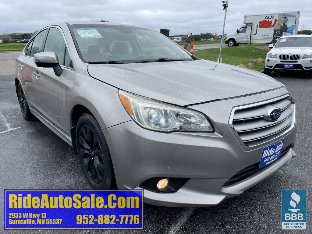 2016 Subaru Legacy Image 3