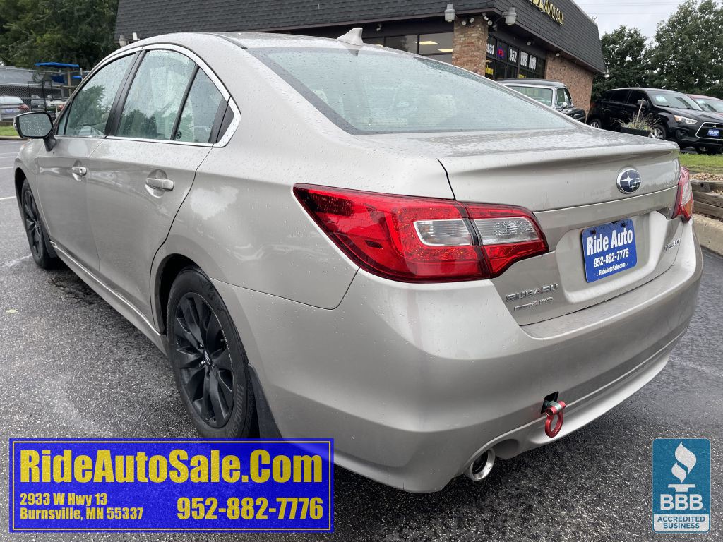 2016 Subaru Legacy Image 7