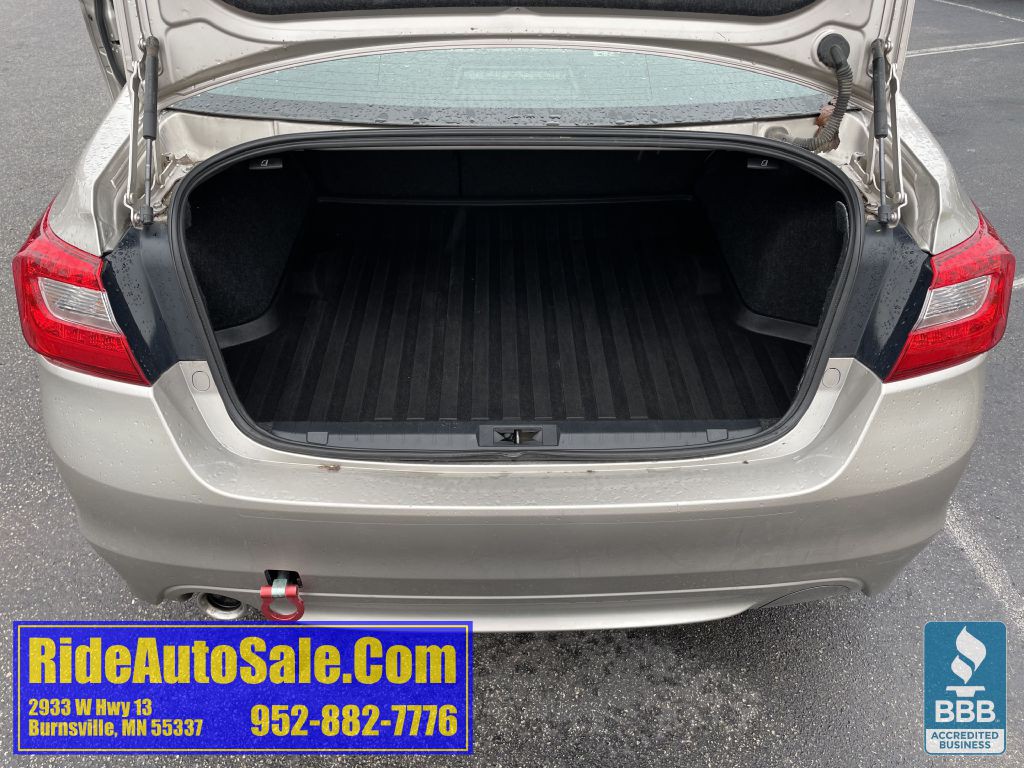 2016 Subaru Legacy Image 29