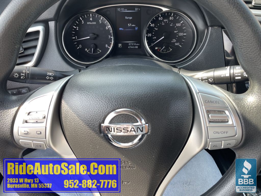 2016 Nissan Rogue Image 17