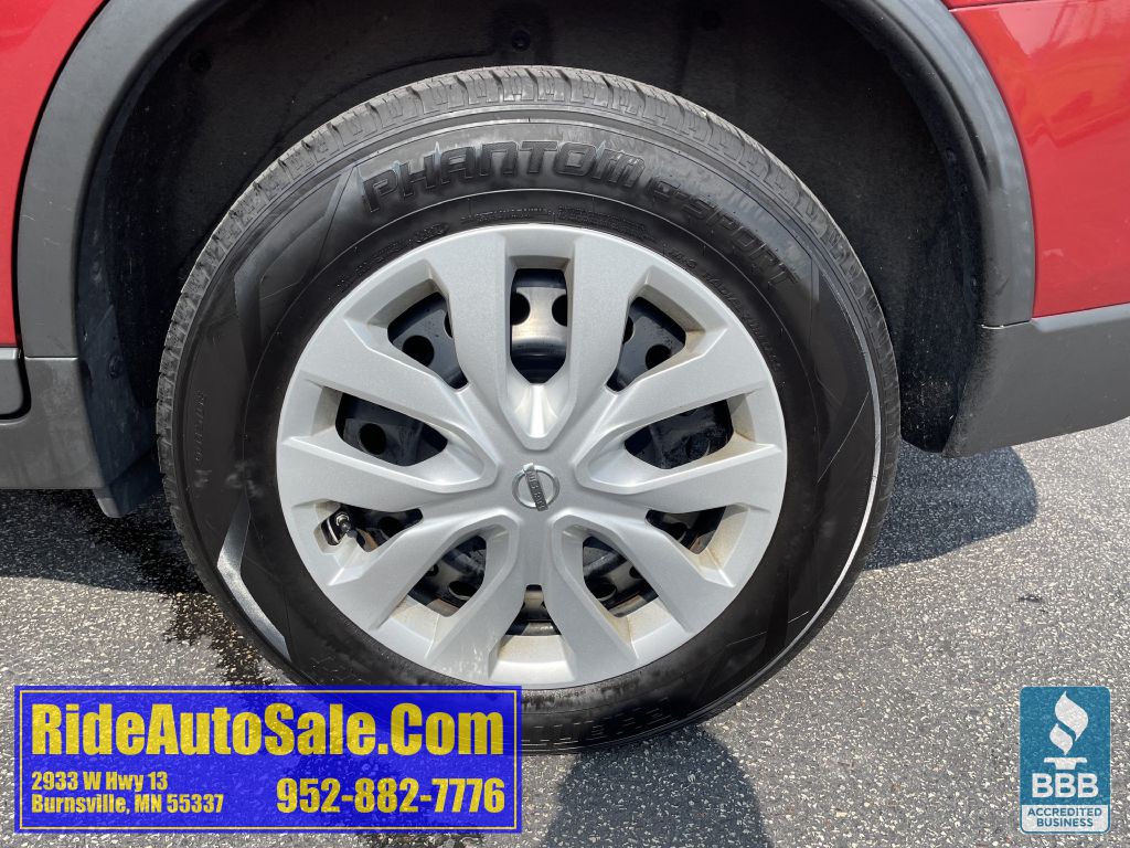2016 Nissan Rogue Image 24