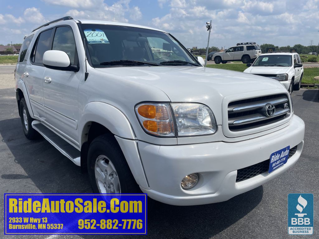 2001 Toyota Sequoia Image 3