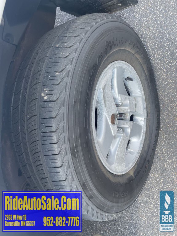2001 Toyota Sequoia Image 25