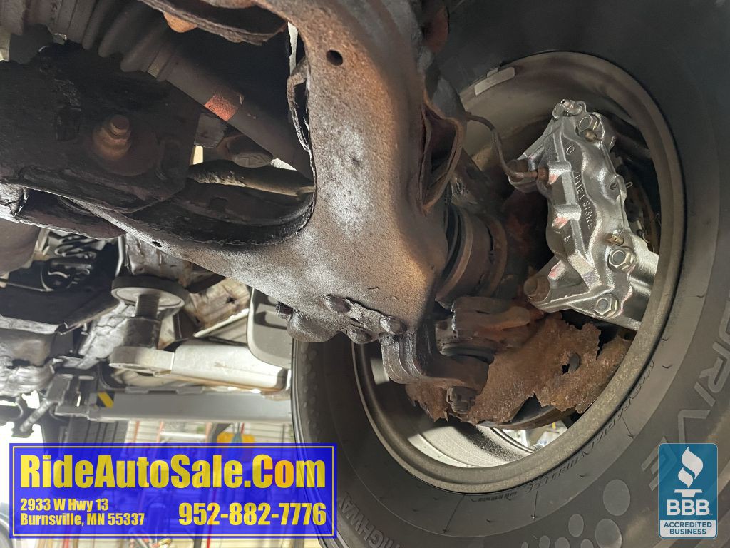 2001 Toyota Sequoia Image 27