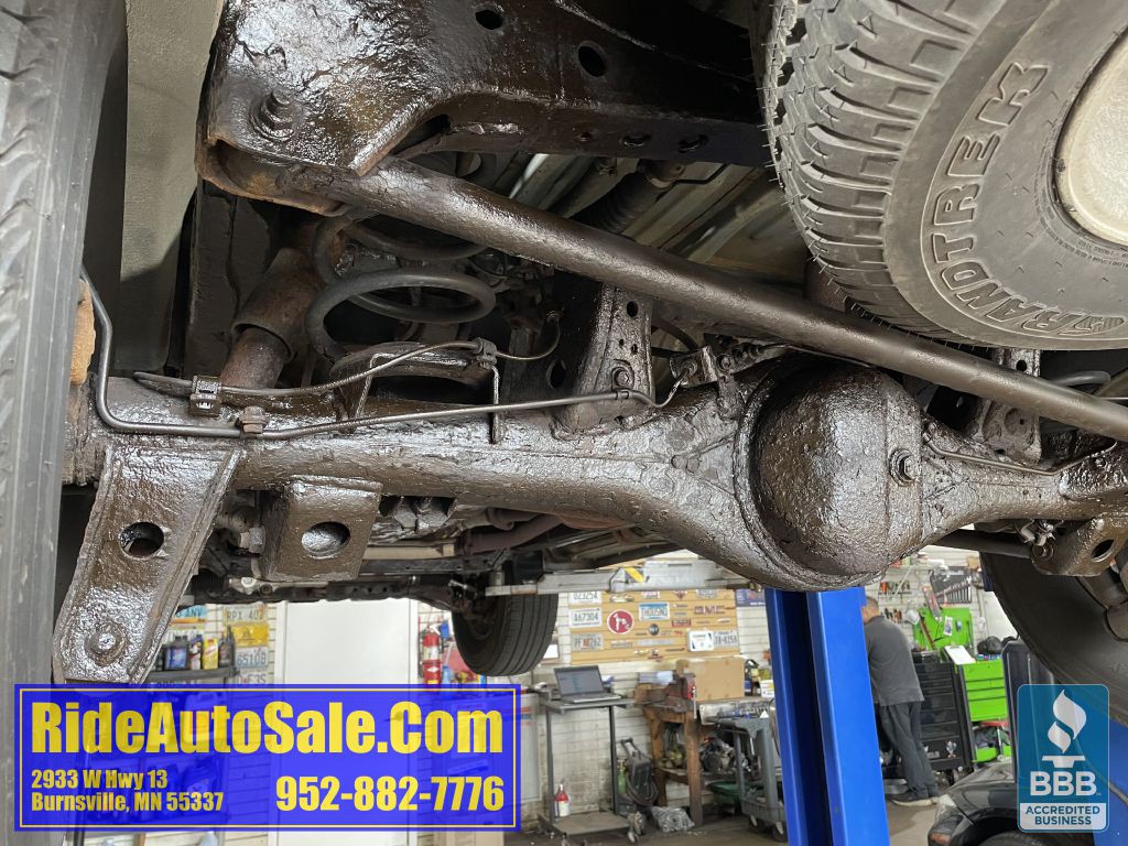 2001 Toyota Sequoia Image 29
