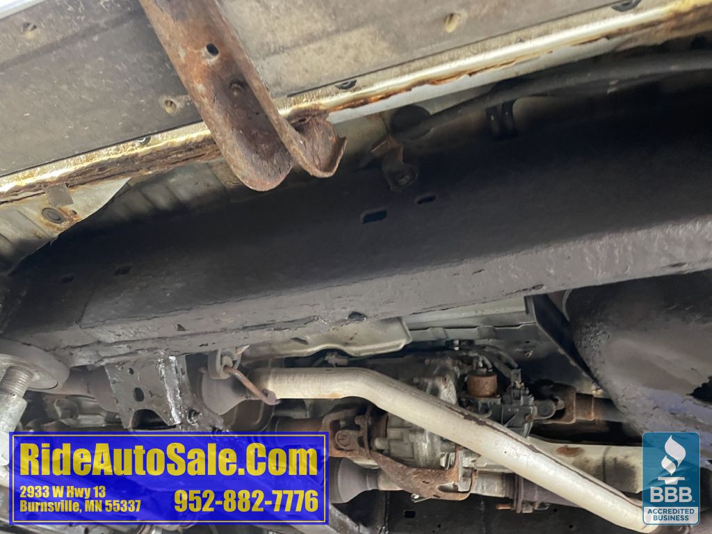 2001 Toyota Sequoia Image 31