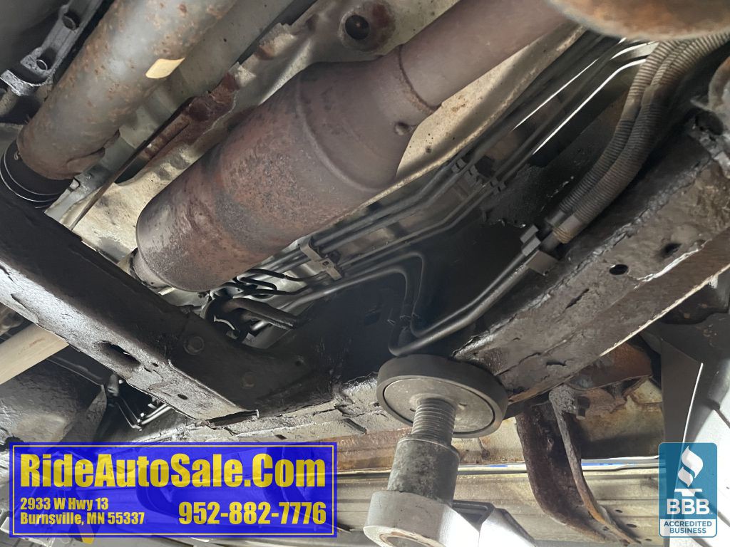 2001 Toyota Sequoia Image 32