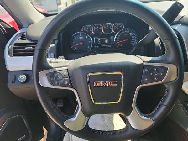 2017 GMC Yukon Image 6