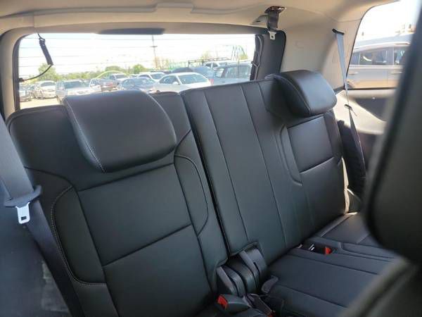 2017 GMC Yukon Image 9