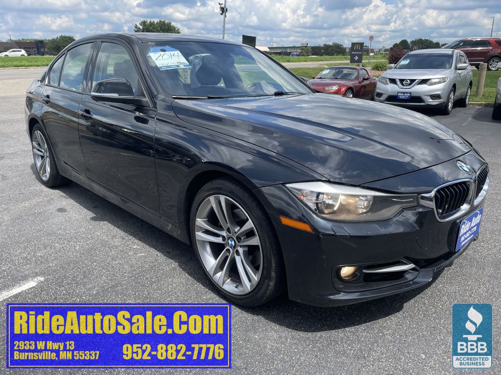 2014 BMW 3 Series Image 3