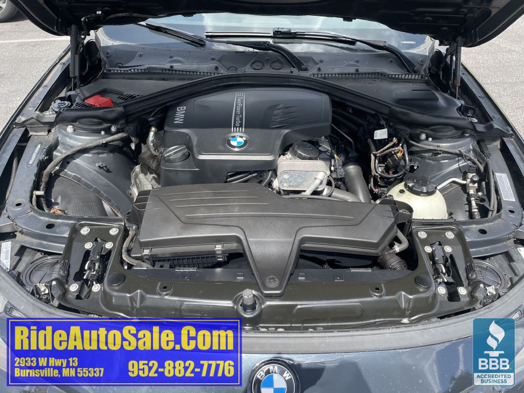 2014 BMW 3 Series Image 20
