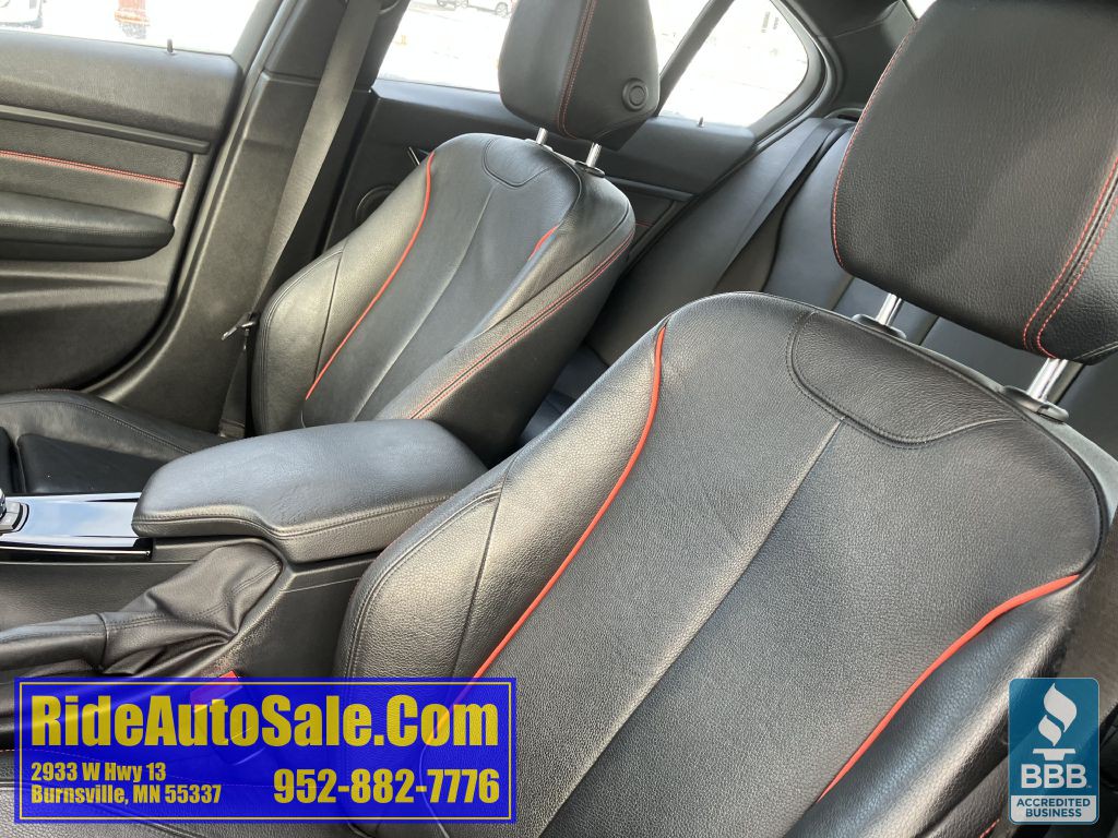 2014 BMW 3 Series Image 27