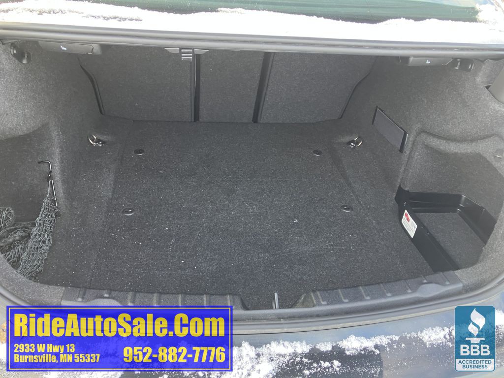 2014 BMW 3 Series Image 37