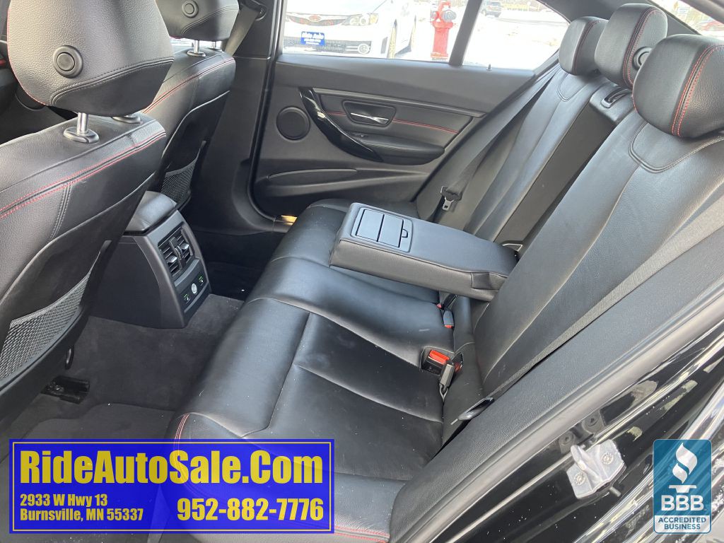 2014 BMW 3 Series Image 38