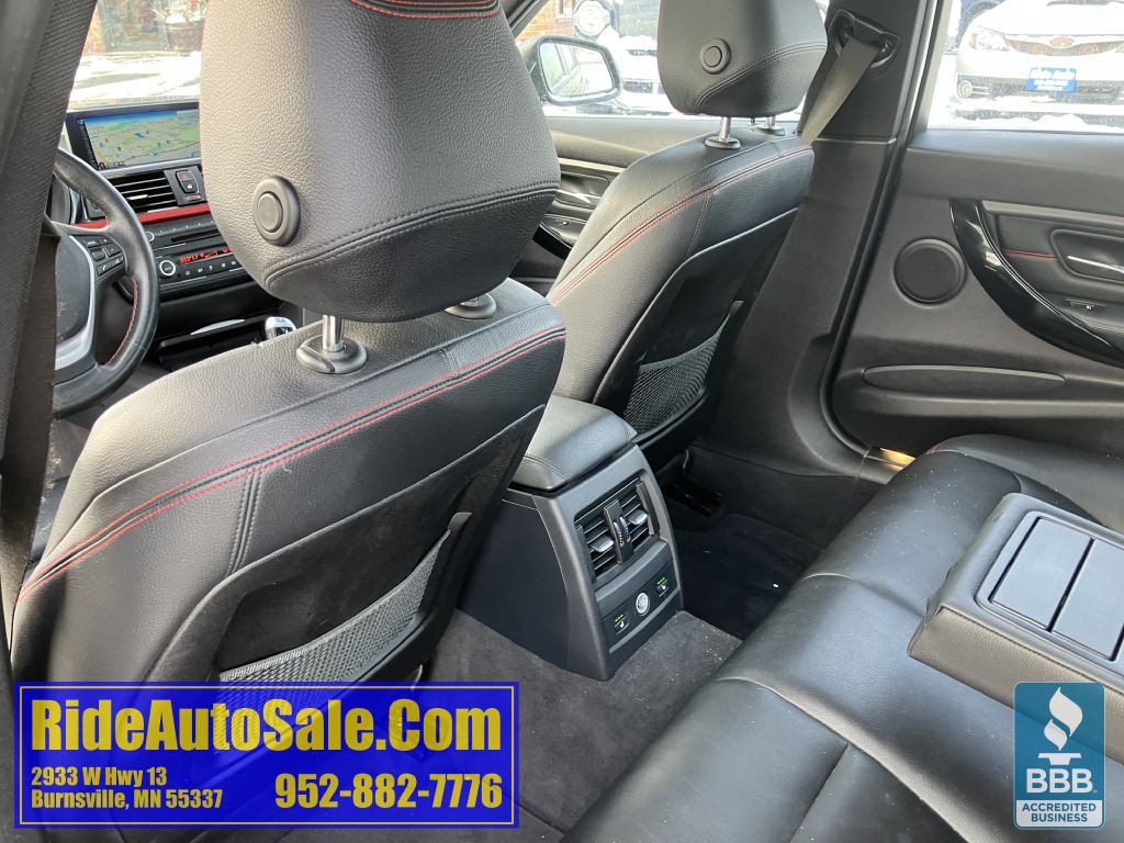 2014 BMW 3 Series Image 39