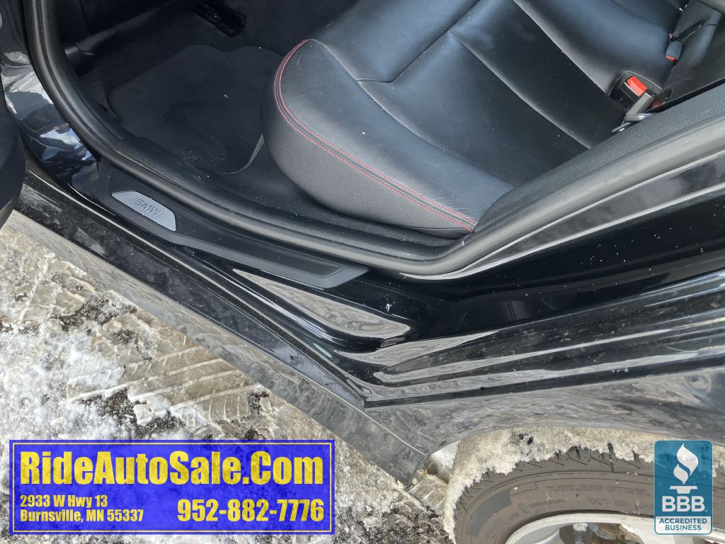 2014 BMW 3 Series Image 40