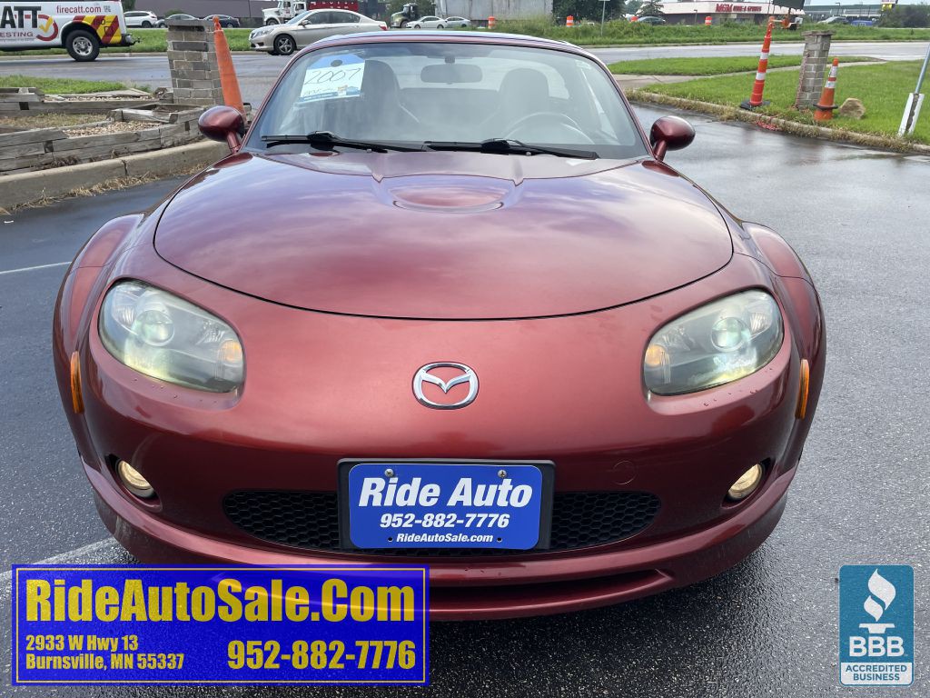 2007 Mazda MX-5 Miata Image 2