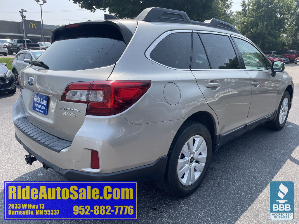 2017 Subaru Outback Image 5