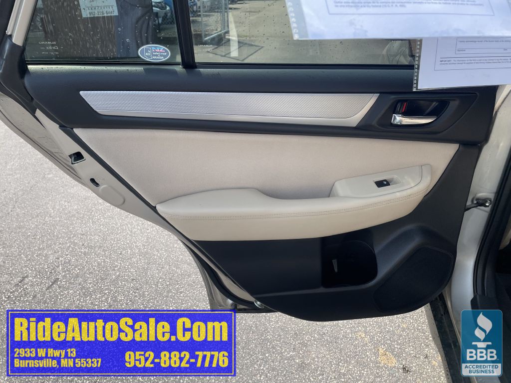 2017 Subaru Outback Image 11