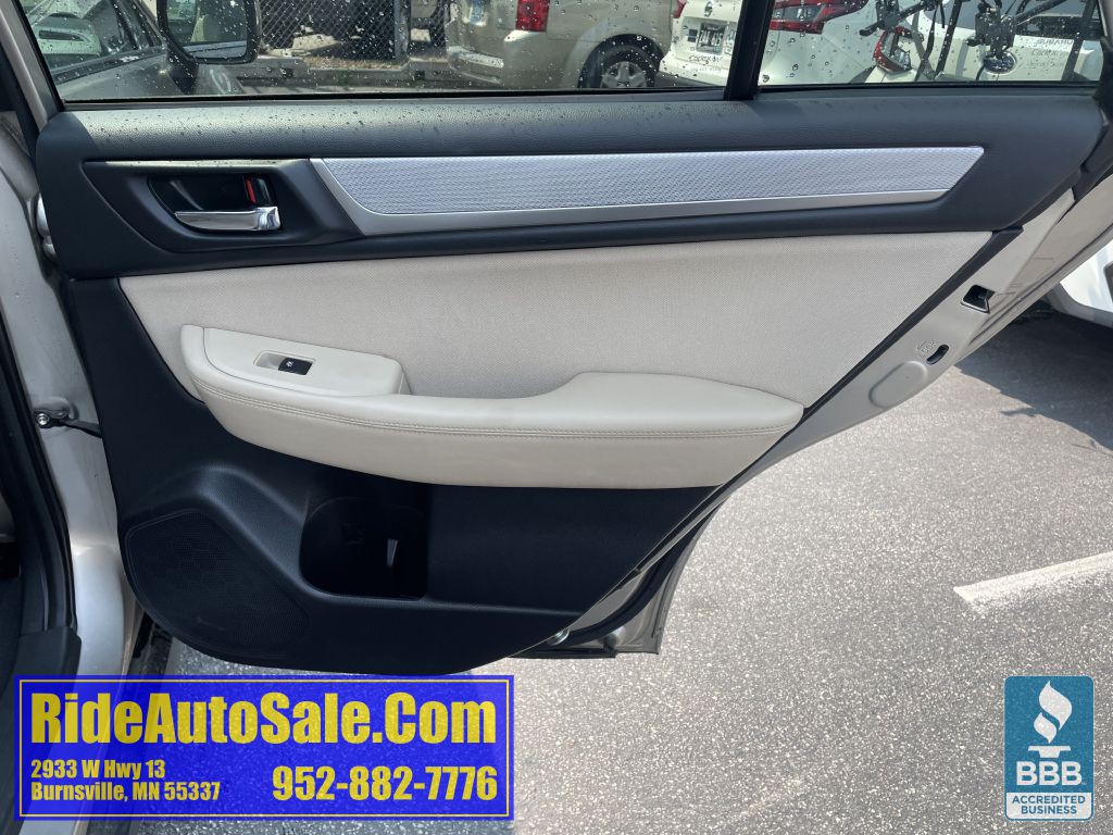 2017 Subaru Outback Image 15